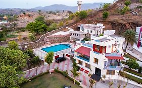 Meera Valley Resort By Nexottel